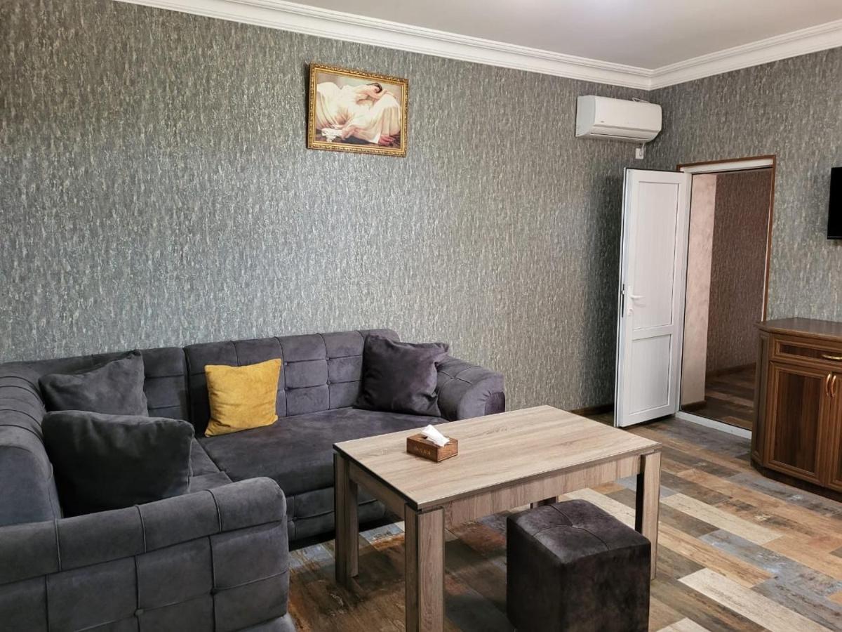 Ralina Restaurant And Hotel Davalinskiy Tsemzavod Exterior foto